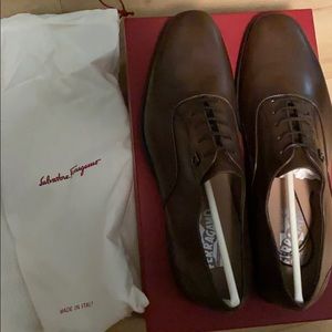 Salvatore ferragamo men’s dress shoes